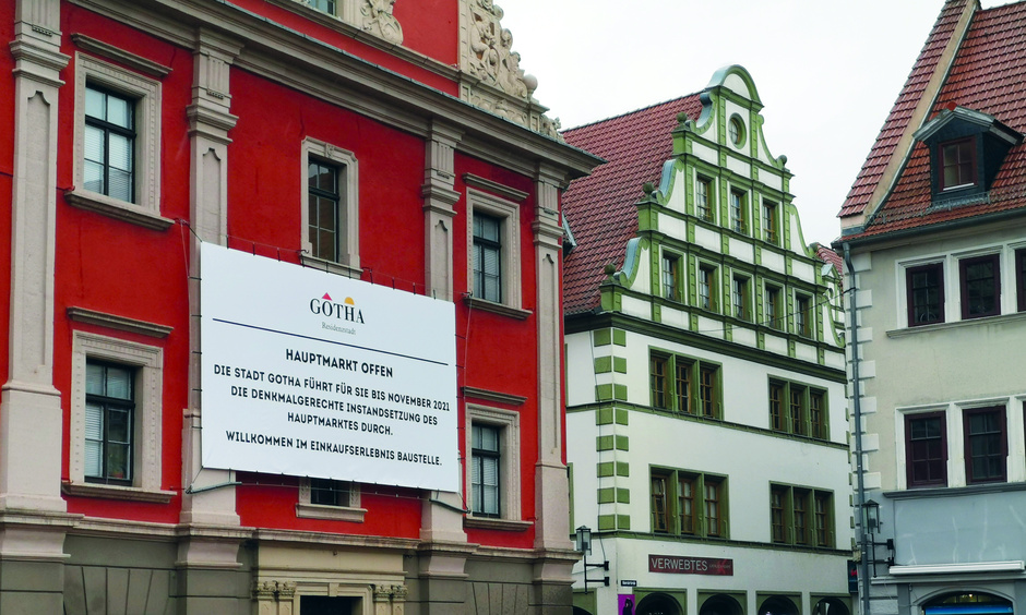 Bauschild am Roten Rathaus Bauschild am Roten Rathaus