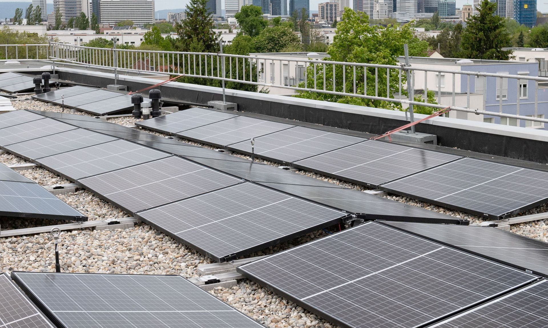 Solarzellen auf dem Dach Solarzellen auf dem Dach