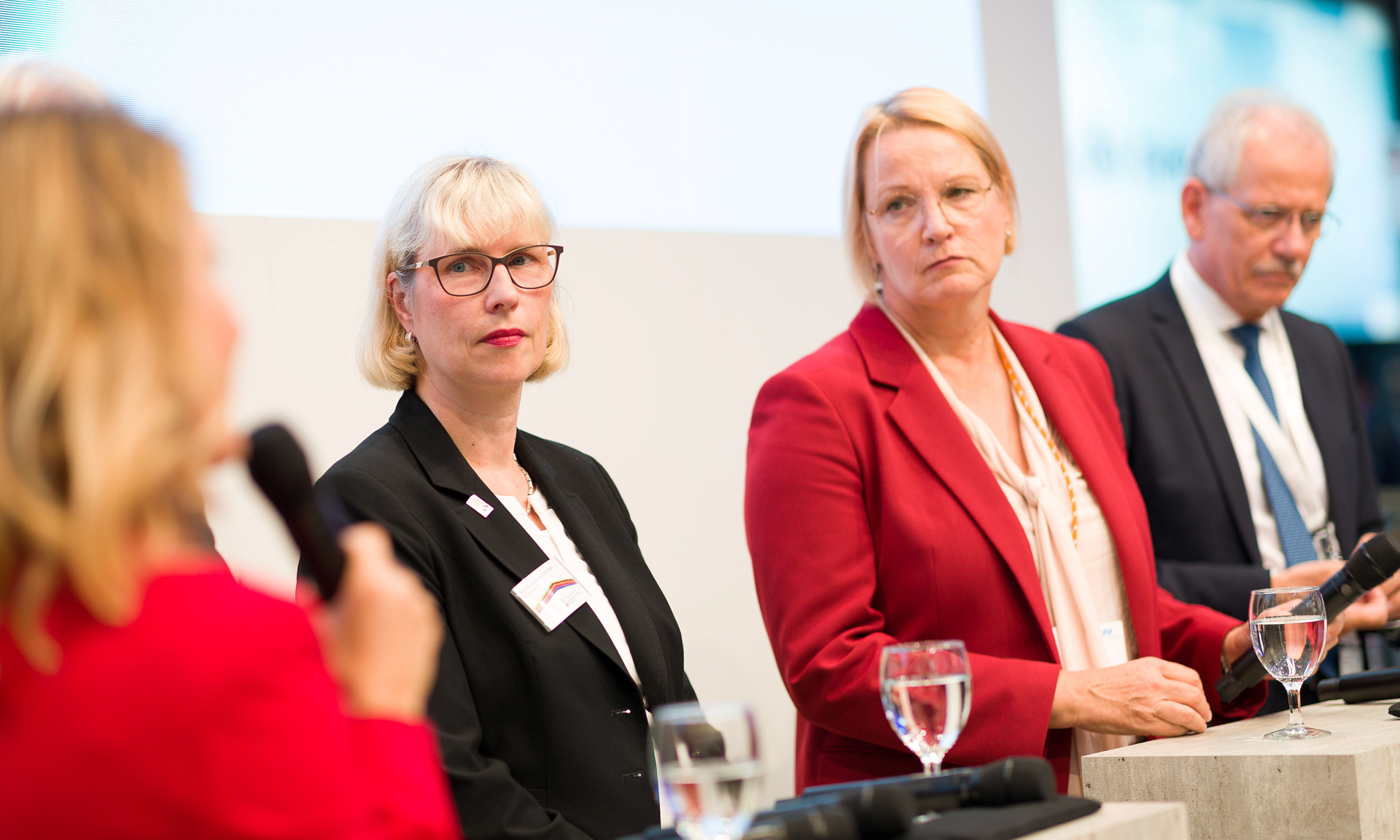 Fachgespräche auf der EXPO REAL 2019 Die Expertinnen und Experten stellen sich den Fragen der Moderatorin